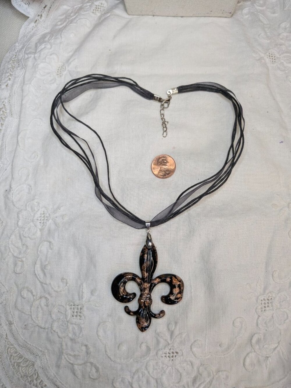 Art Glass Fleur‑de‑Lis Pendant Necklace – Black & Gold Foil on Ribbon Cord